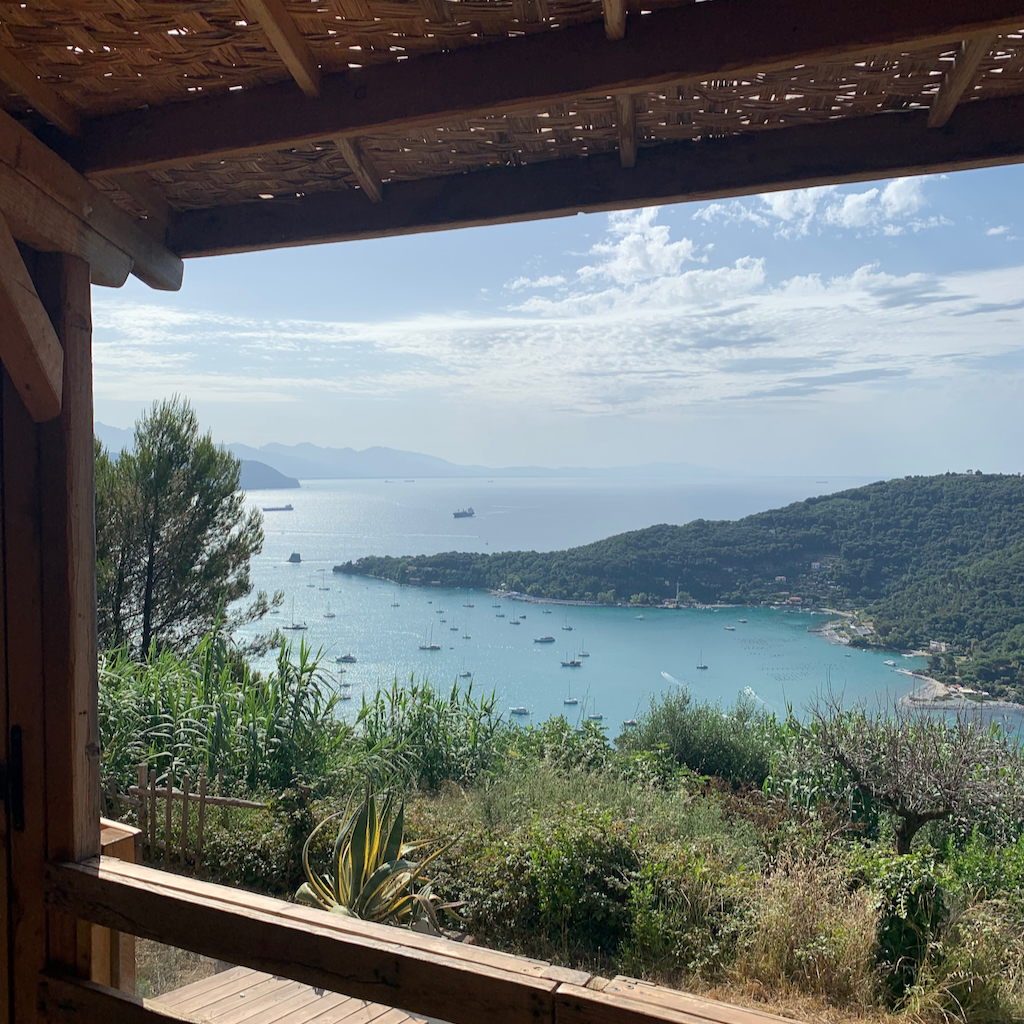 Utsikten över Porto Venere från vandrarhemmet Rifugio Muzzerone Cinque Terre Italien