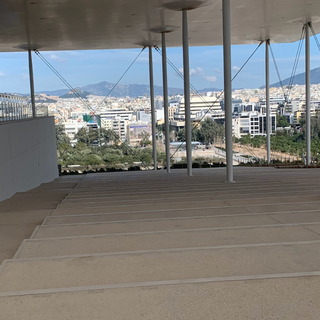 Utsikten från Stavros Niarchos Foundation i stadsdelen Paleo Faliro i Aten.
