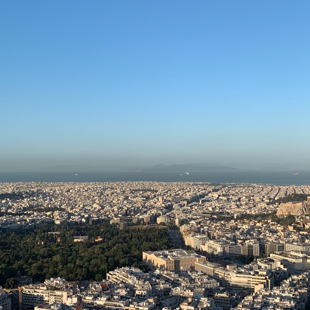 Utsikt över Aten i morgonljus från Mount Lycabettus.