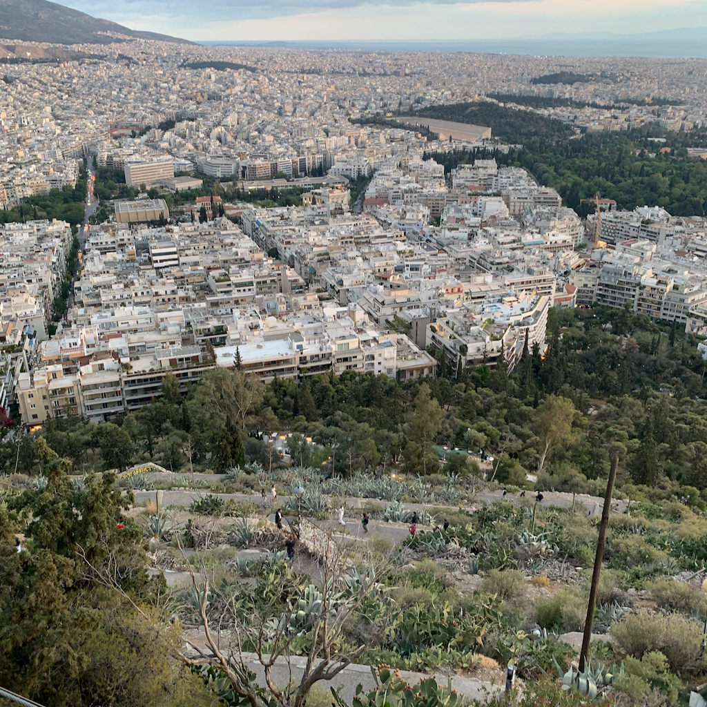Utsikt över Aten i solnedgången från Mount Lycabettus.